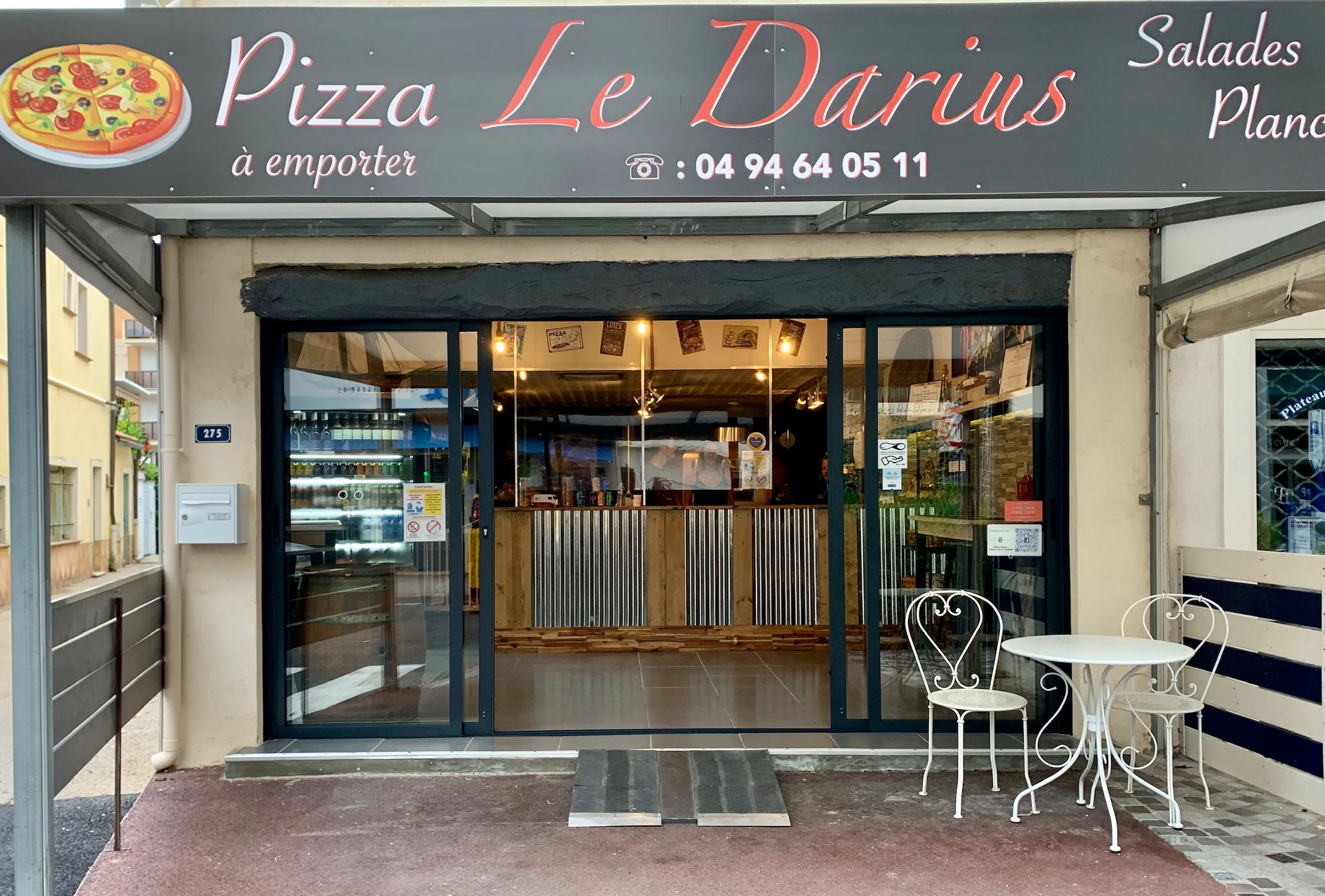 Devanture Darius Pizza depuis 2020